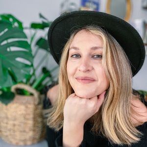 Meet your Posher, Alix